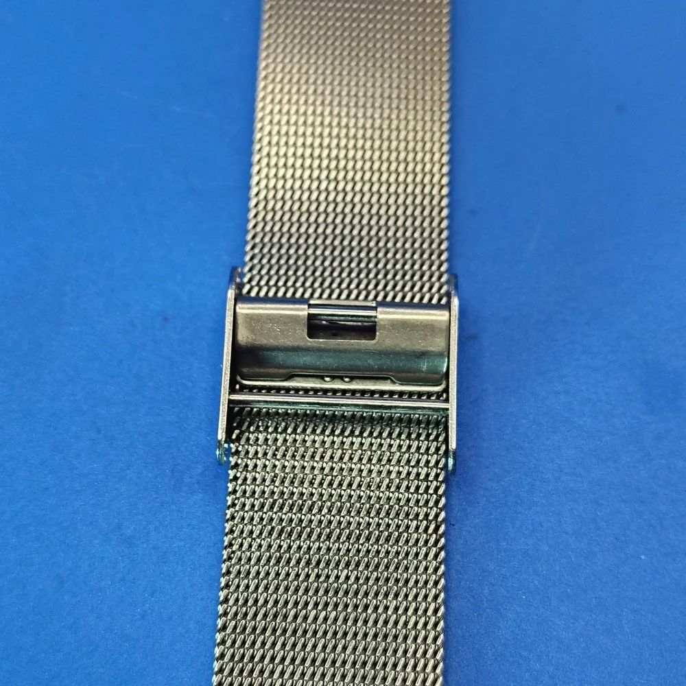 Vintage‎ 2010 Timex Factory Hologram Dial 32mm Women's Quartz Watch Mesh Strap
